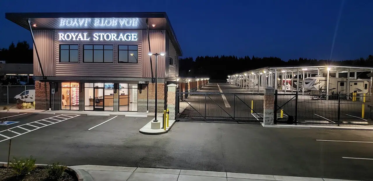 ROYAL STORAGE, RV storage in Arlington