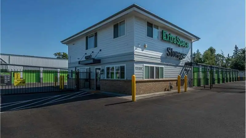 Extra Space Storage, RV storage in Lakewood