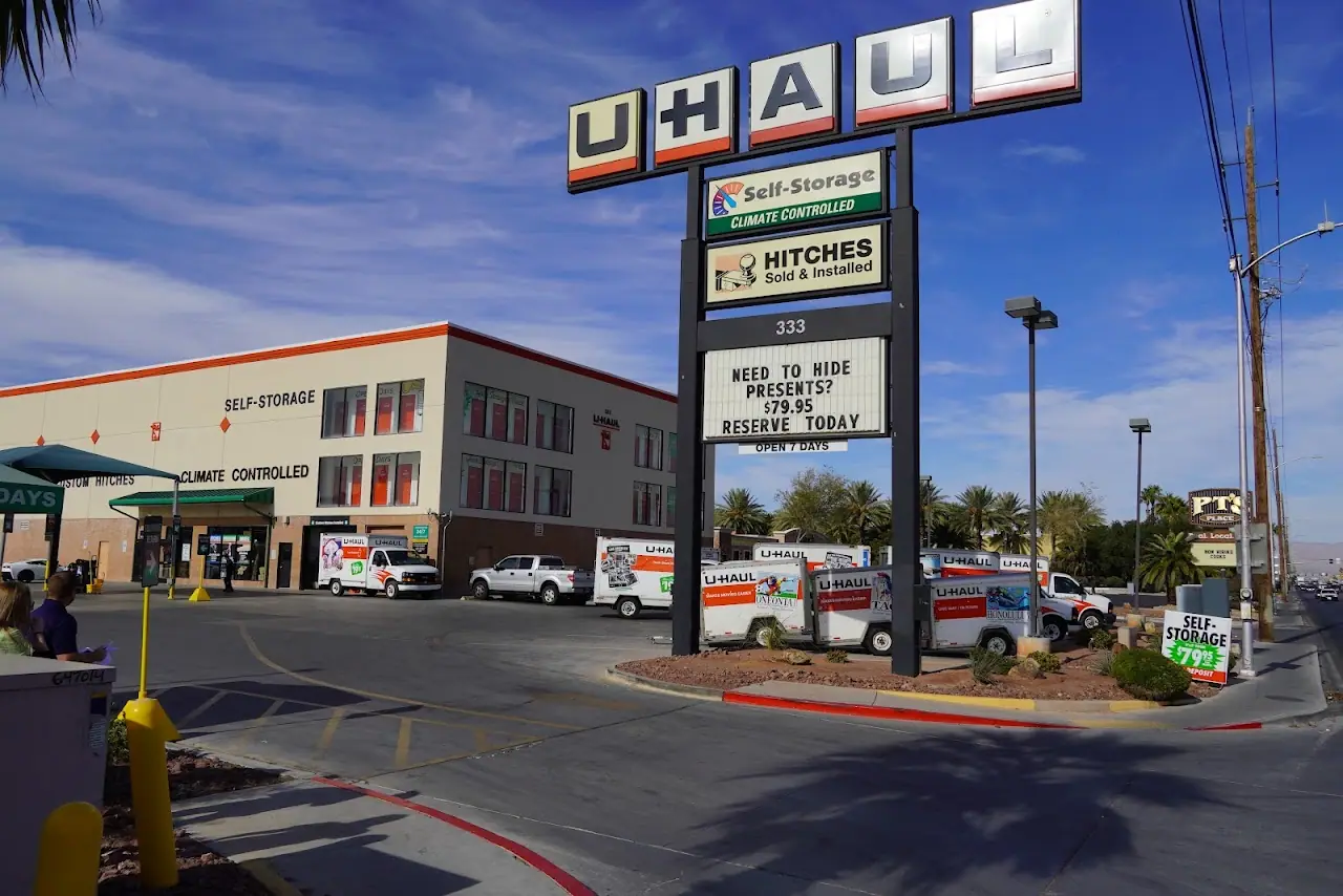 Self-Storage at U-Haul, RV storage in Las Vegas