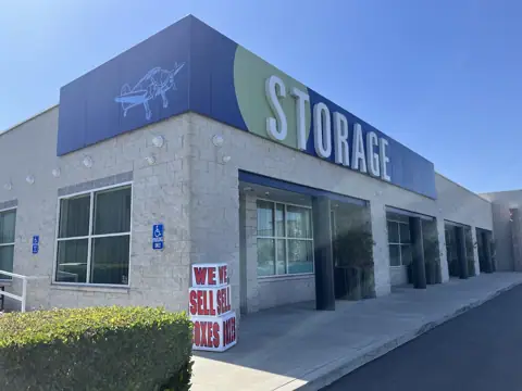 Dale Street Self Storage in Buena Park, CA