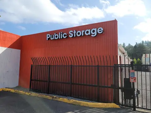 Public Storage photo 2
