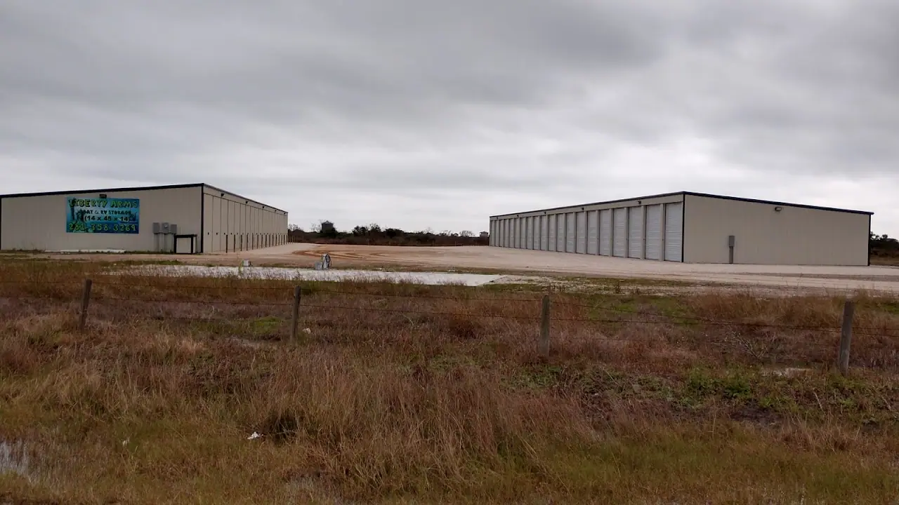 Liberty Arms Boat & RV Storage, RV storage in Port O'Connor