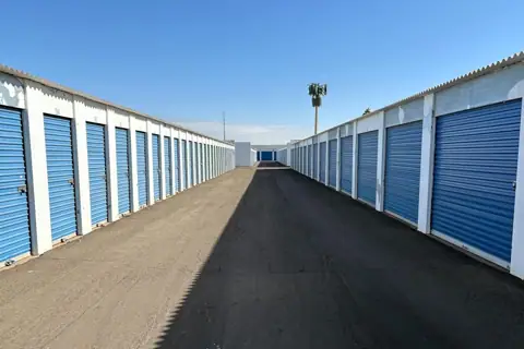 Public Storage photo 2