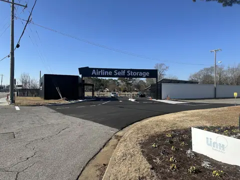 Airline Self Storage in Portsmouth, VA