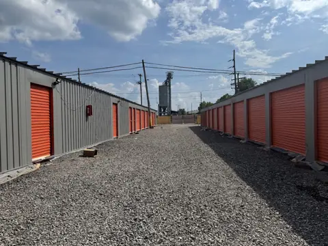 Murphy's Mini Storage and More in Nitro, WV