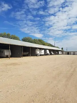 B & B Self Storage & Rv's photo 3