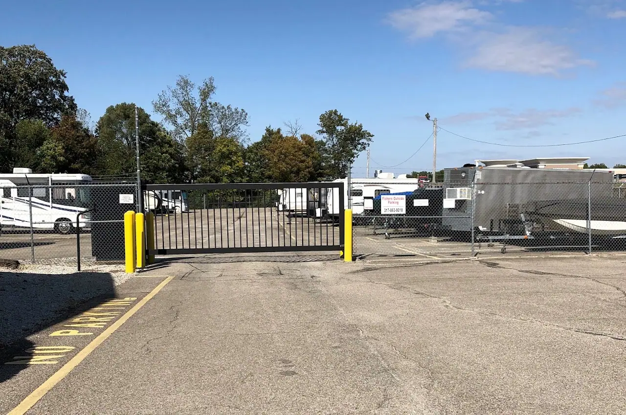 Fishers Outside Parking, RV storage in Fishers