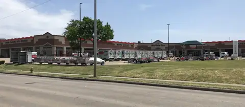 Self-Storage at U-Haul in Fort Worth, TX
