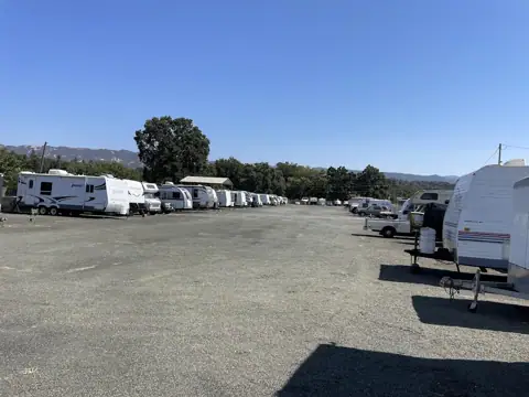 G & W Ukiah Self Storage photo 3