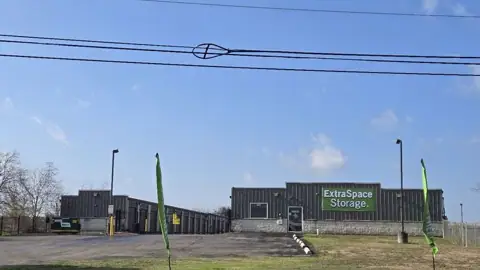Extra Space Storage in San Antonio, TX