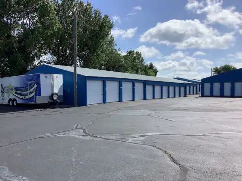 Storage Lion in Carthage, MO