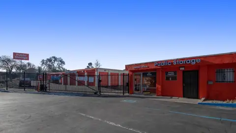Public Storage photo 2