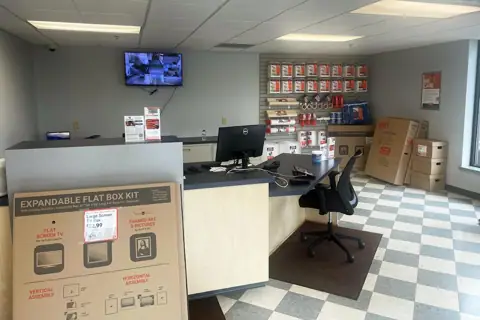 Public Storage photo 3