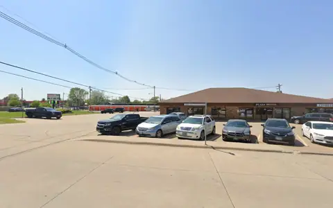 Muscatine Plaza Properties photo 2