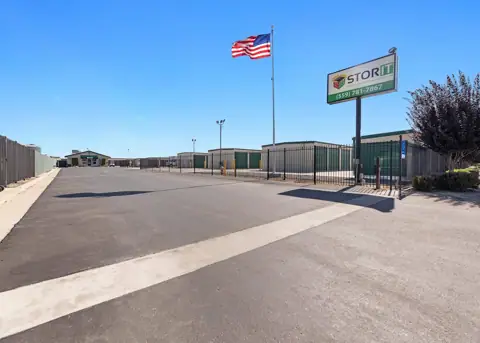 Stor It Self Storage in Porterville, CA