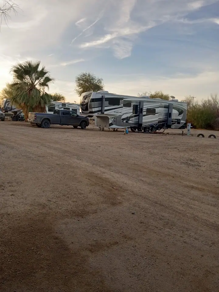 Yuma River RV Park, RV storage in Yuma