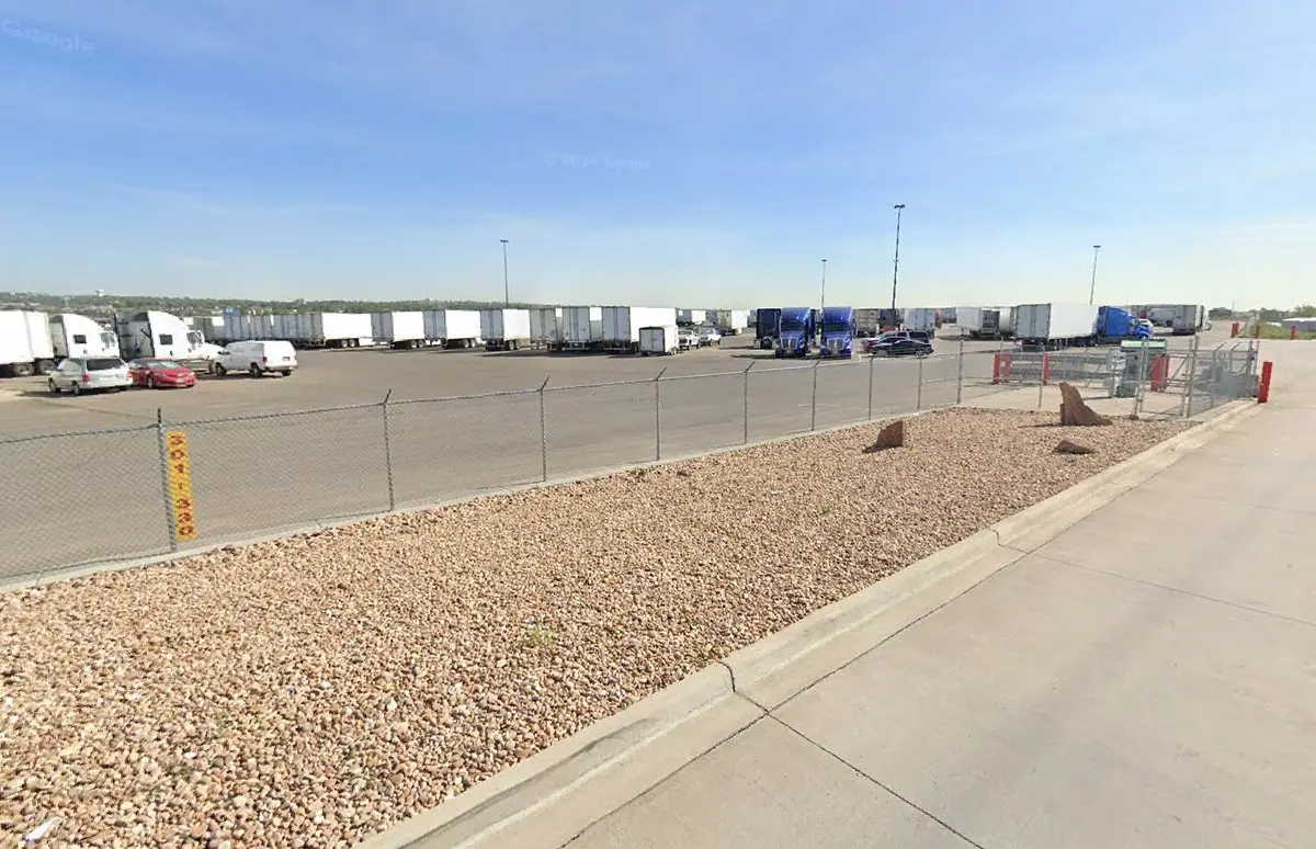 Neighbor RV & Truck Storage, RV storage in Denver