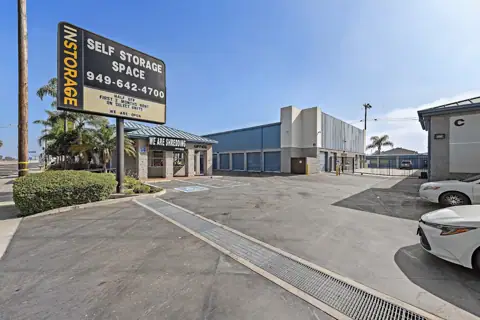 Instorage Self Storage in Costa Mesa, CA