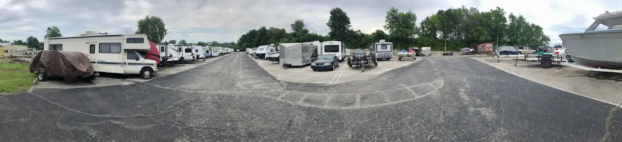 St. Peters Boat and RV Storage, RV storage in St Peters