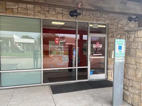 Public Storage photo 2