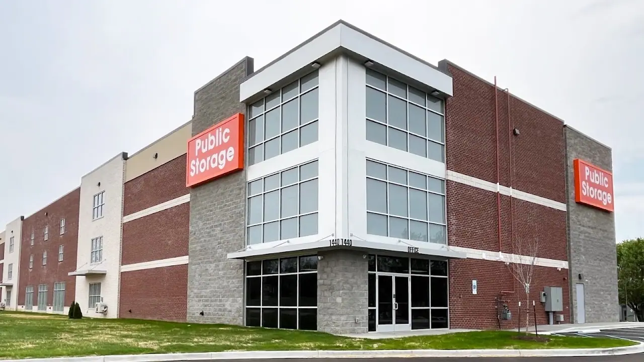 Public Storage, RV storage in La Grange