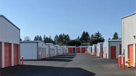Additional Self Storage - 162nd/NE 15th St photo 2