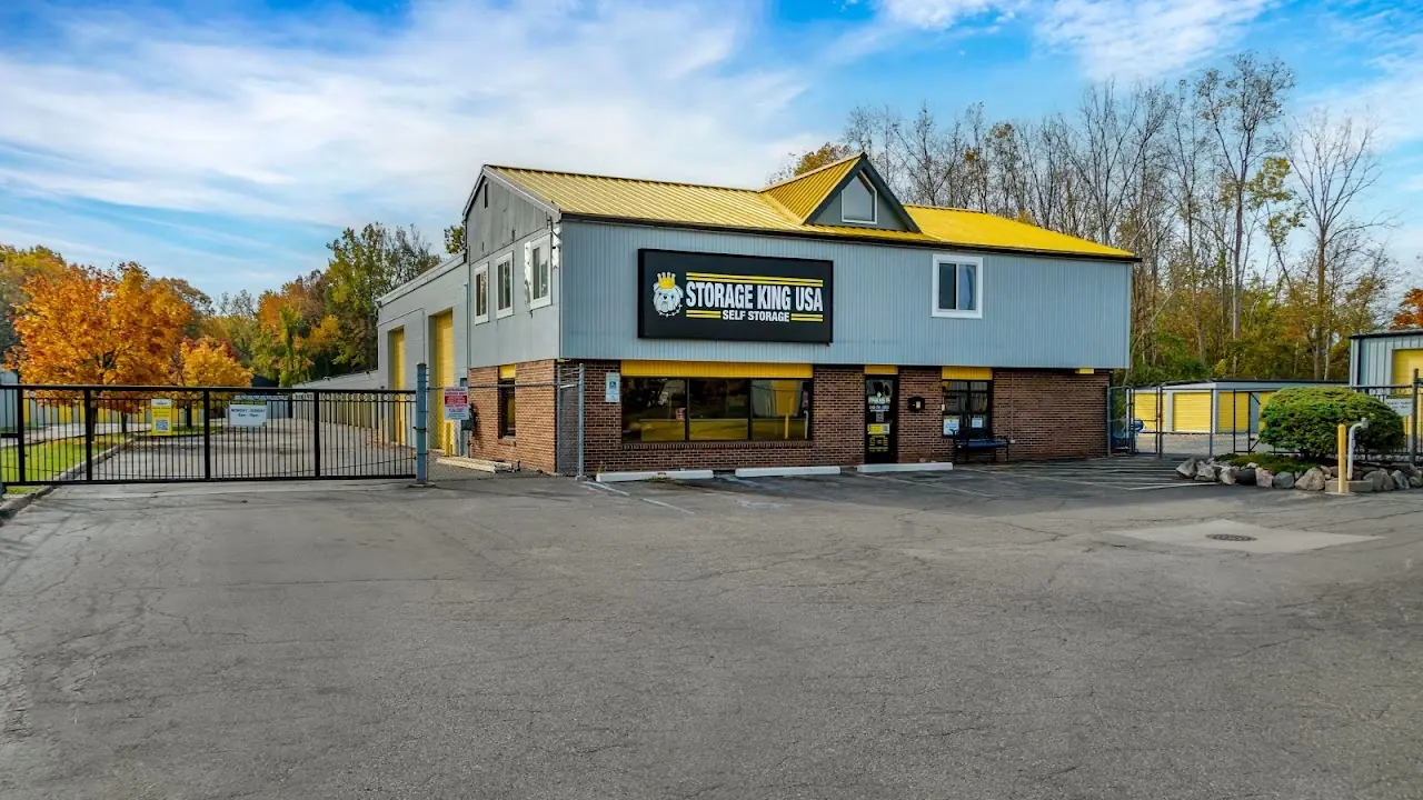 Storage King USA, RV storage in Waterford Township