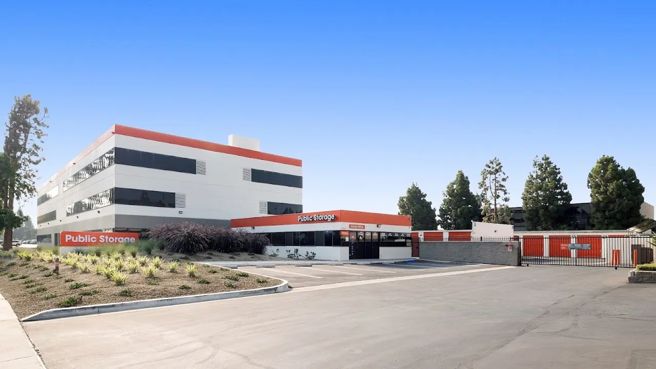 Public Storage, RV storage in Huntington Beach