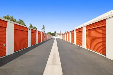 Public Storage photo 2