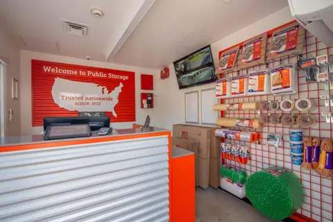 Public Storage photo 2