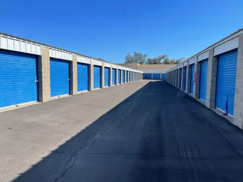 Public Storage photo 2