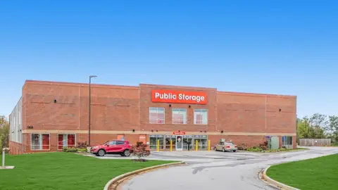 Public Storage photo 2