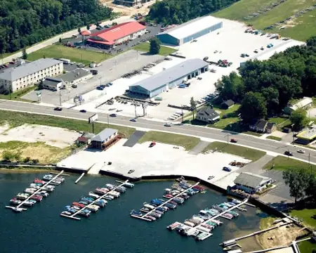 Fays Marina Boat & RV Storage photo 2