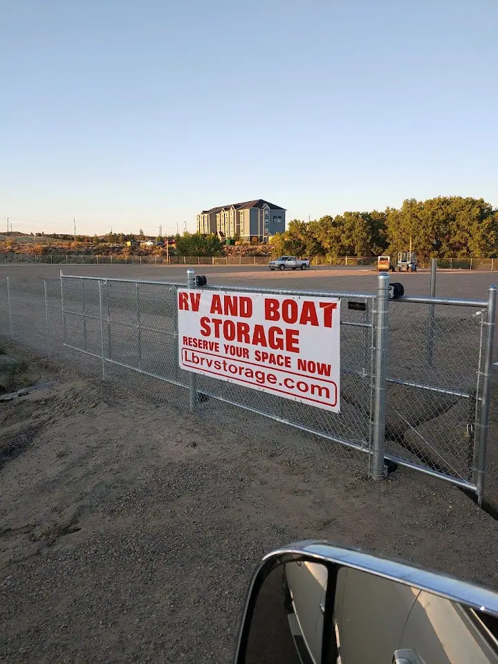 LB RV & Boat Storage LLC, RV storage in Aztec